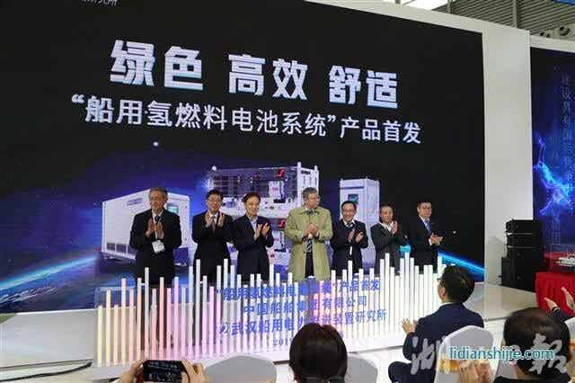 國內(nèi)首艘純鋰電客船