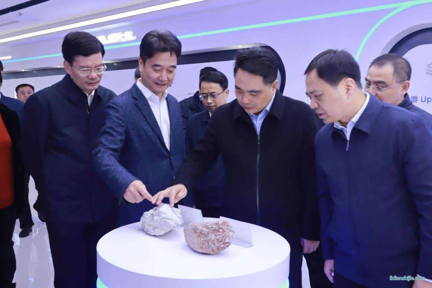 撫州市委書記魏曉奎率黨政代表團(tuán)赴志存鋰業(yè)集團(tuán)考察調(diào)研